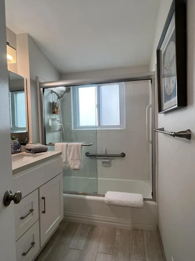 Holiday home Heart Of Corona Del Mar 2 Bed 2 Bath Gem Huge Patio And Front Yard Newport Beach